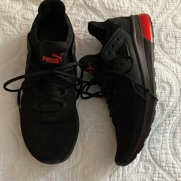 New puma running shoes - Picture 2 of 5